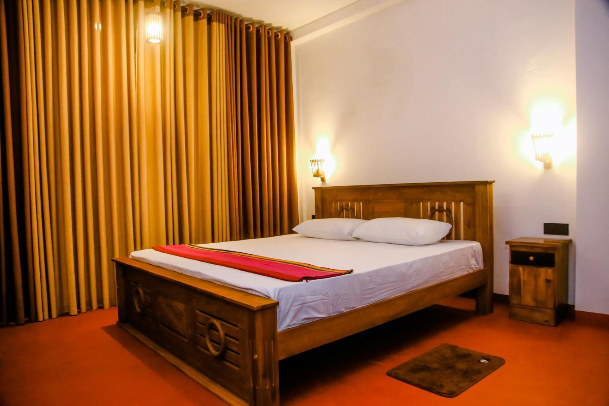 Little Angels Bed & Breakfast Mirissa Dış mekan fotoğraf