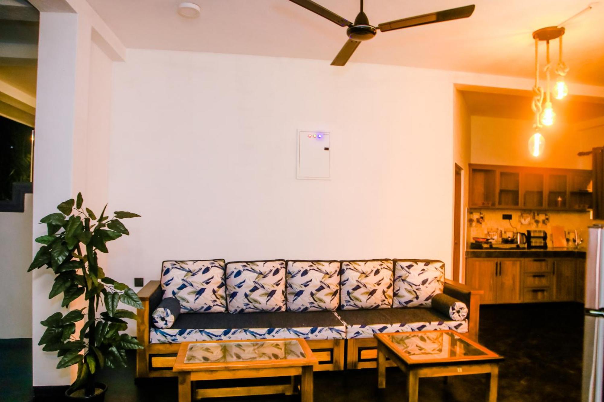 Little Angels Bed & Breakfast Mirissa Dış mekan fotoğraf