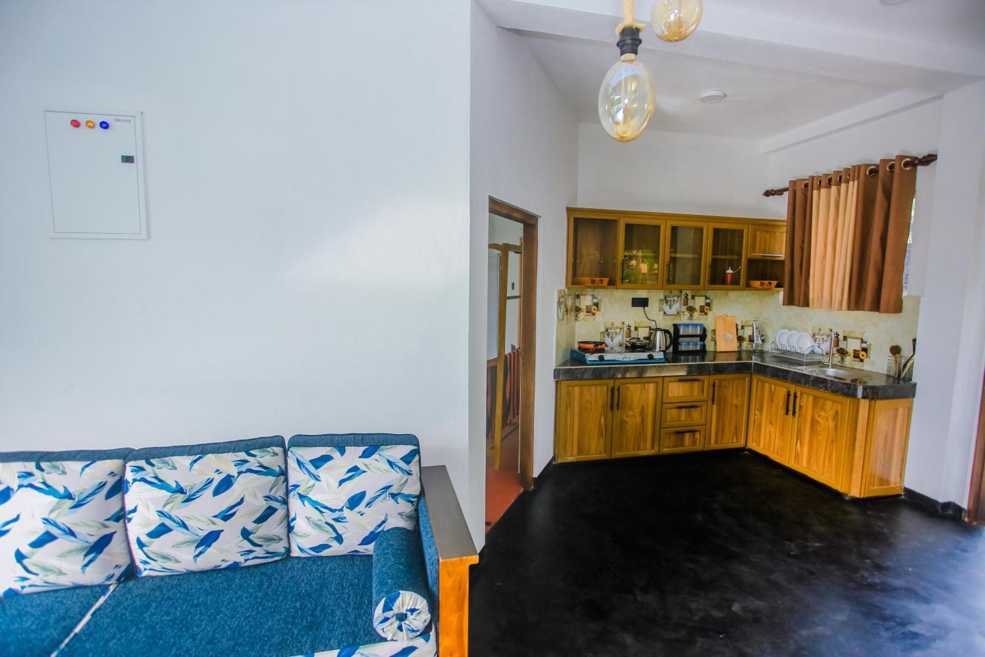 Little Angels Bed & Breakfast Mirissa Dış mekan fotoğraf