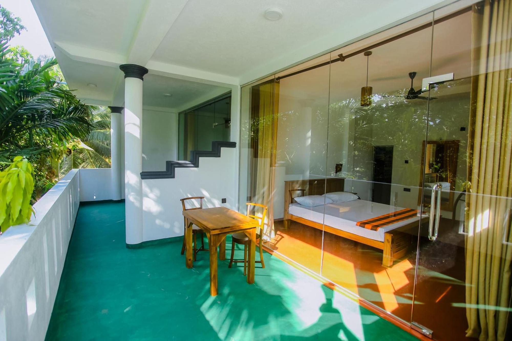 Little Angels Bed & Breakfast Mirissa Dış mekan fotoğraf