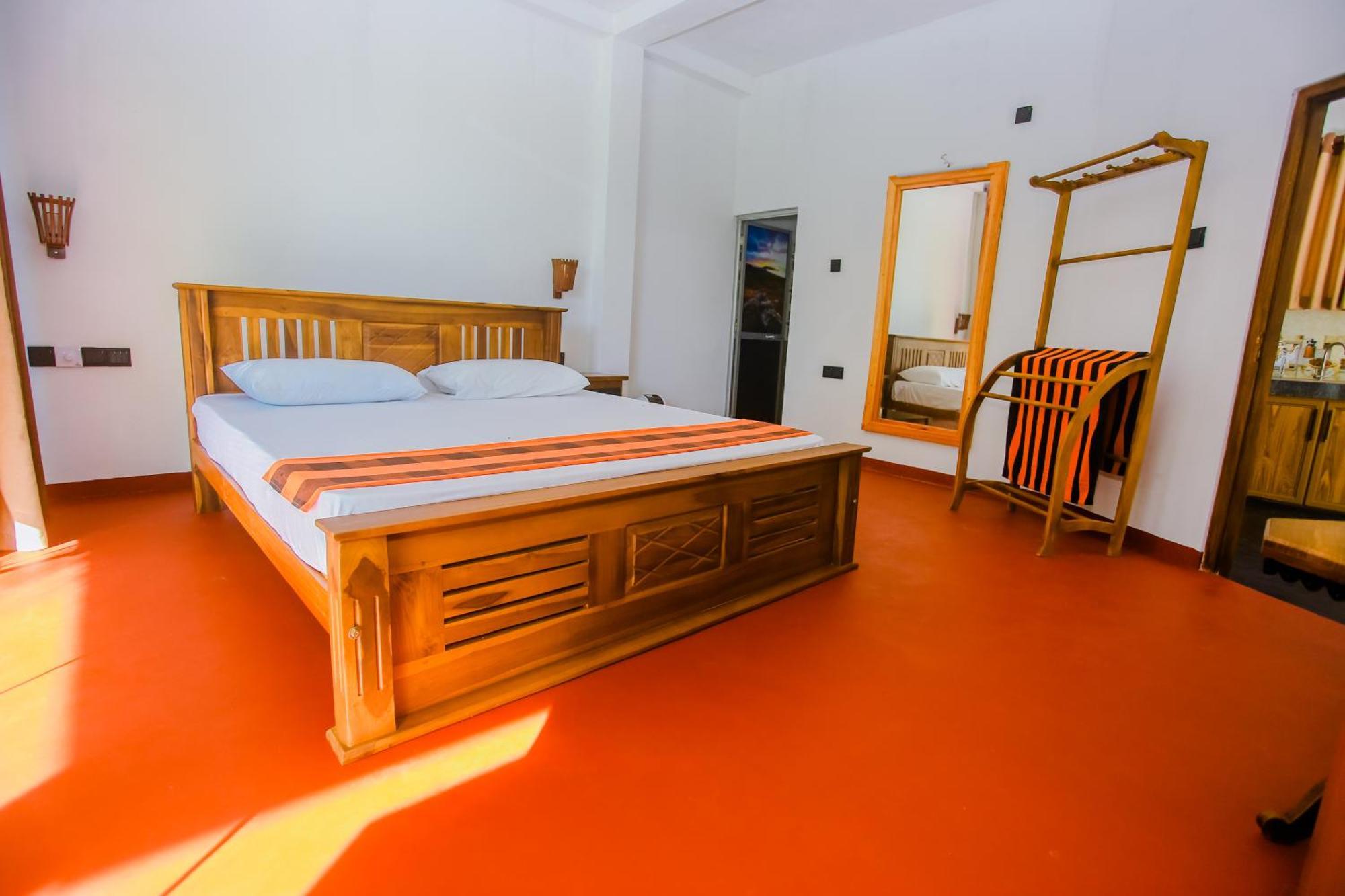 Little Angels Bed & Breakfast Mirissa Dış mekan fotoğraf